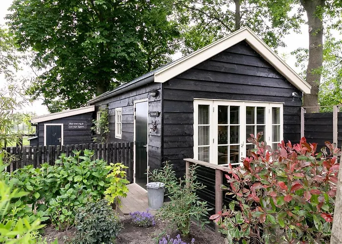 'onder De Boompjes' Oostwoud