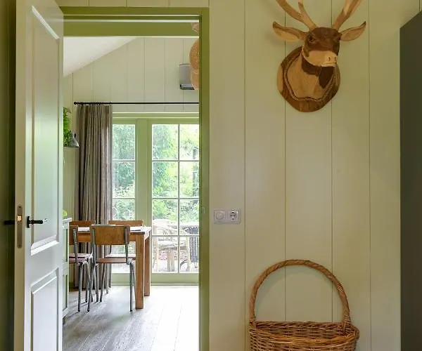 'onder De Boompjes' * Oostwoud